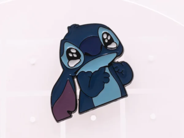 Adorable Pin's en métal du personnage Stitch, film Lilo & Stitch