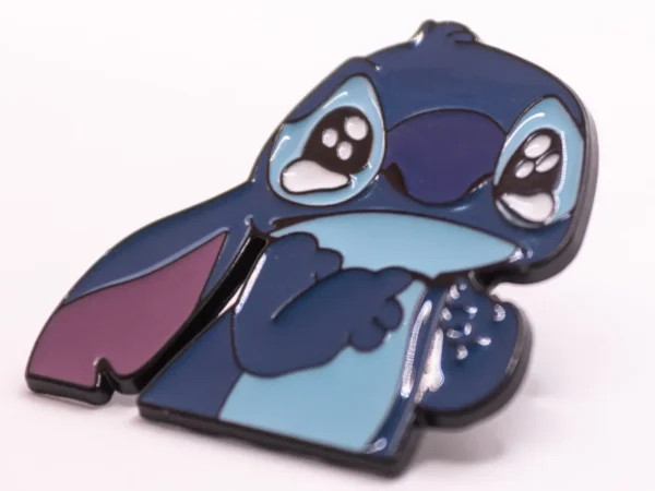 Adorable Pin's en métal du personnage Stitch, film Lilo & Stitch