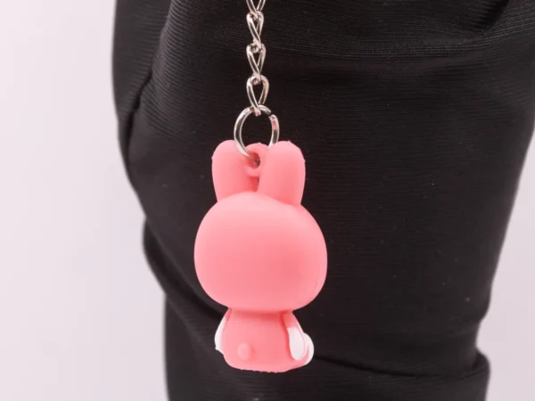 Adorable porte-clés Hello Kitty en costume de lapin rose