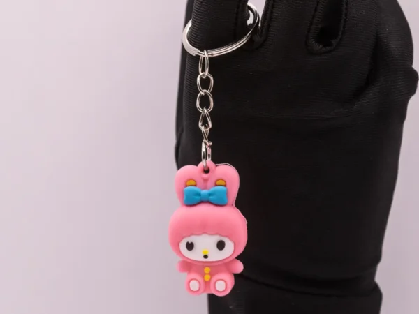 Adorable porte-clés Hello Kitty en costume de lapin rose
