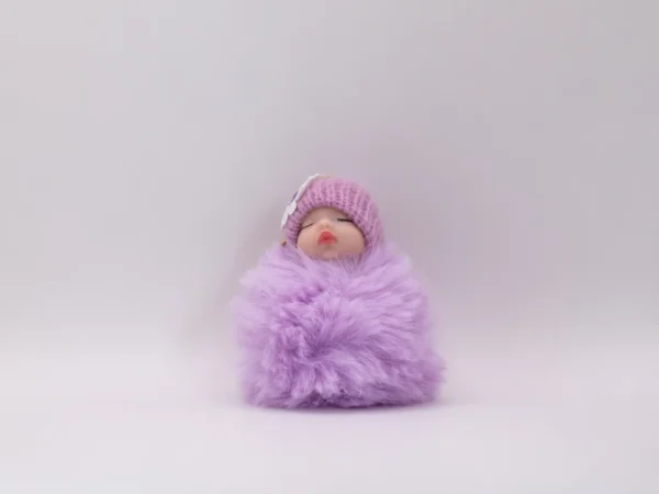 Adorable Porte-clés Poupon Rose en Laine et Fourrure Synthétique
