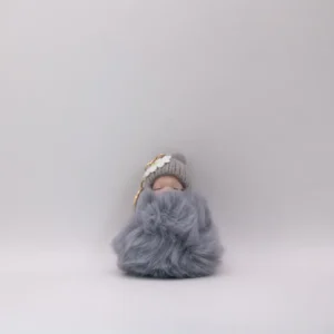 Adorable Porte-clés Poupon Rose : Un Compagnon Mignon et Doux