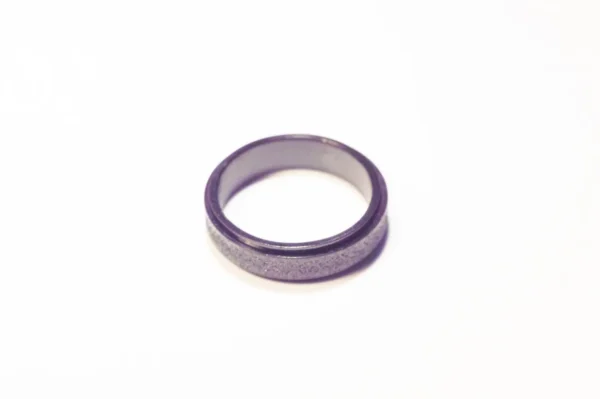 Bague Anti-Stress Tournante Noire en Acier Inoxydable - Design Minimaliste et Élégant