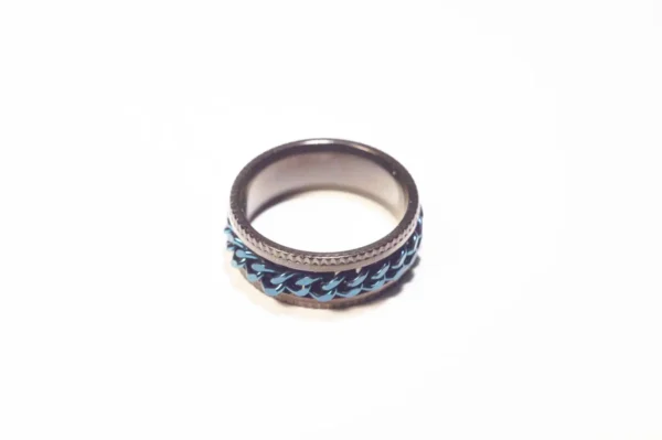 Bague Anti-Stress Tournante Noire et Bleue en Acier Inoxydable