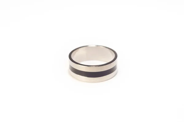 Bague Argent et Noir en Acier Inoxydable - Design Moderne et Épuré