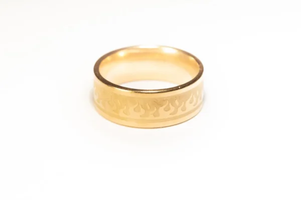 Bague Dorée Symboles Flamme en Acier Inoxydable - Style Mystique
