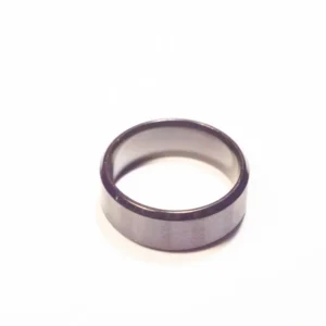 Bague Noire en Acier Inoxydable - Design Minimaliste et Moderne - Diamètre 2cm