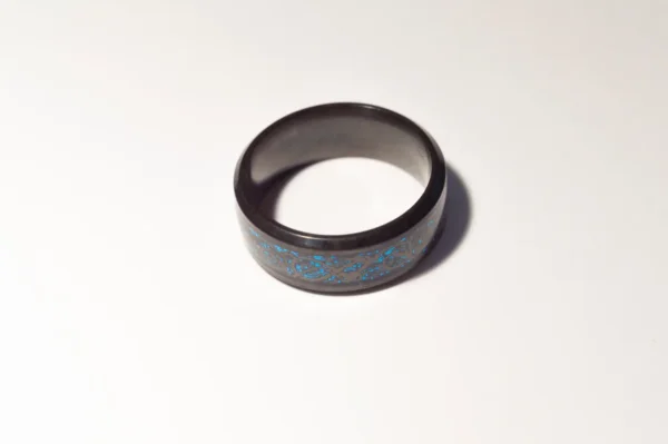 Bague Noire et Bleue en Acier Inoxydable - Design Moderne et Élégant