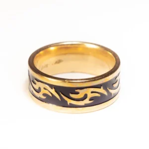 Bague Noire et Dorée en Acier Inoxydable - Design Moderne et Élégant