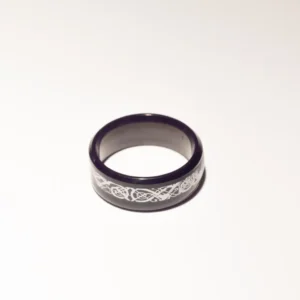 Bague Noire et Grise en Acier Inoxydable - Design Symbolique Moderne