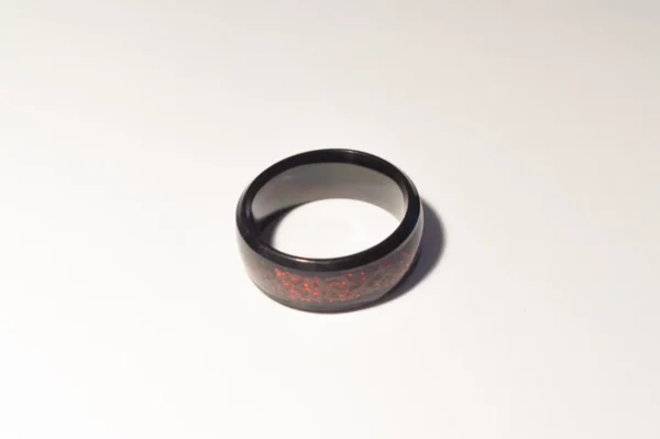 Bague Noire et Rouge en Acier Inoxydable - Design Moderne et Élégant