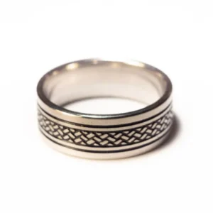 Bague Symboles Argentés et Noirs en Acier Inoxydable - Style Moderne et Épuré
