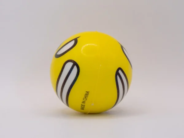 Balle Anti-stress Emoji Jaune Souriante 5cm - Défoulez-vous avec le sourire !