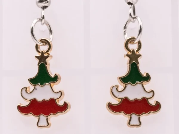 Boucles d'oreilles pendantes sapin de Noël avec étoile dorée