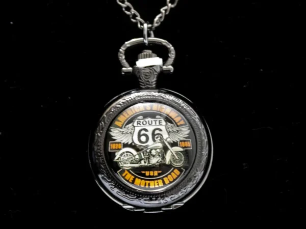Collier avec montre gousset vintage Route 66 style américain