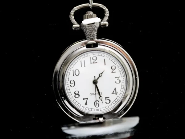 Collier avec montre gousset vintage Route 66 style américain