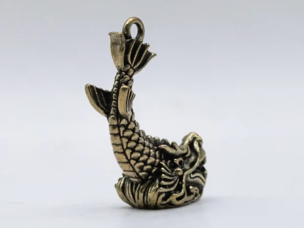 Dragon en Laiton Doré - Figurine Décorative Mythique et Scintillante