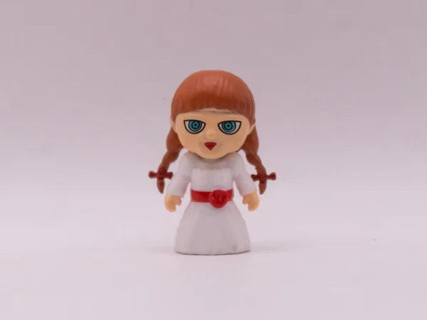 Figurine Annabelle Blanche à Collectionner, Inspirée du Film d'Horreur