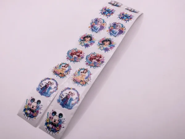Lot de 8 Autocollants Disney Multicolores - Diamètre 2,5cm - Idéal pour les Fans