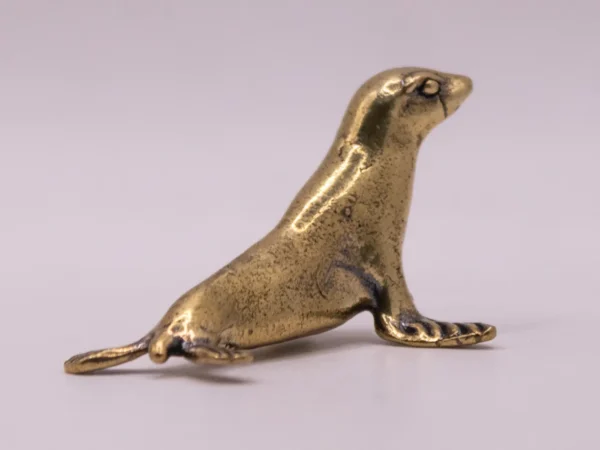 Otarie en Laiton Doré : une figurine marine décorative et charmante