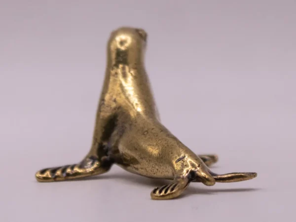 Otarie en Laiton Doré : une figurine marine décorative et charmante