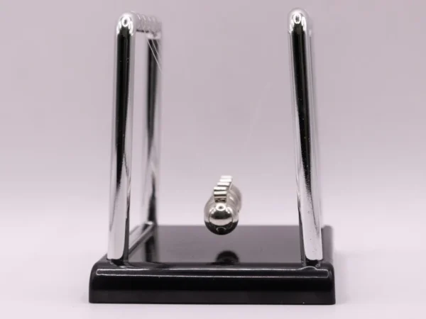 Pendule de Newton à Billes Objet de Décoration pour le Bureau