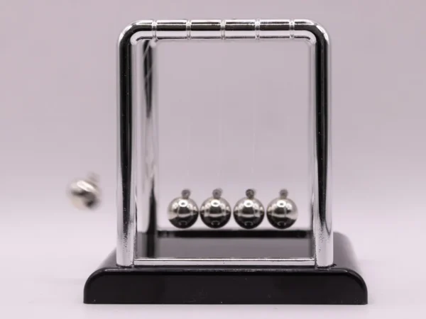 Pendule de Newton à Billes Objet de Décoration pour le Bureau