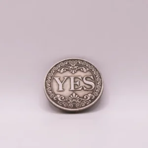 Pièce YES NO porte-bonheur en fer argenté - Diamètre 3,8cm - Accessoire original
