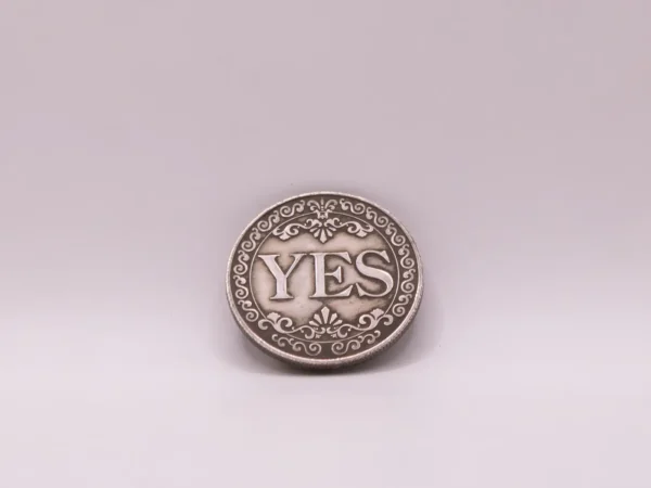 Pièce YES NO porte-bonheur en fer argenté - Diamètre 3,8cm - Accessoire original