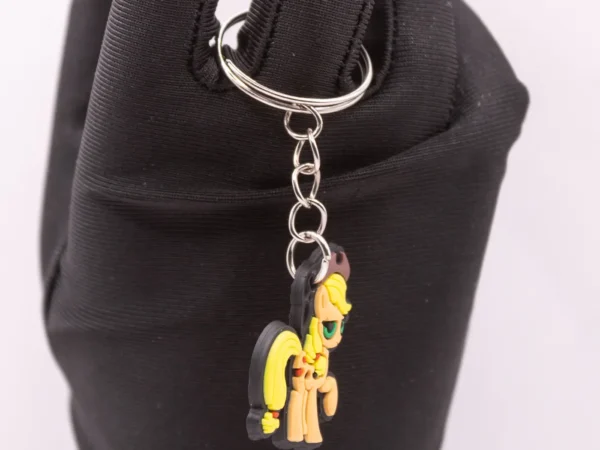 Poney Cow-boy Multicolore en Plastique : Figurine Ludique et Colorée
