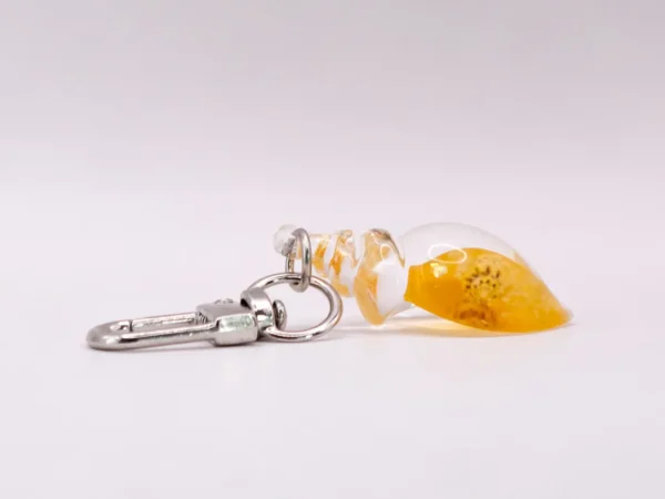 Porte-clés Coquillage Nacré en Acrylique et Anneau en Fer