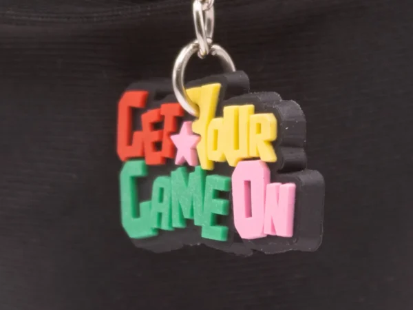 Porte-clés Get Your Game On : Un accessoire fun et coloré pour les gamers
