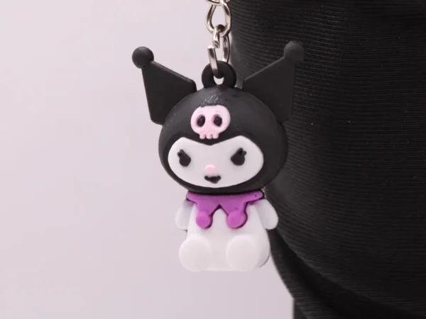 Porte-clés Kuromi Noir et Violet - Accessoire Hello Kitty en Plastique