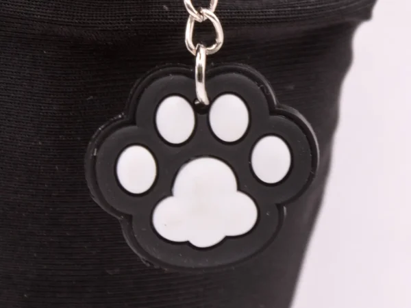 Porte-clés Patte de Chat Noir en Plastique - Accessoire Félin