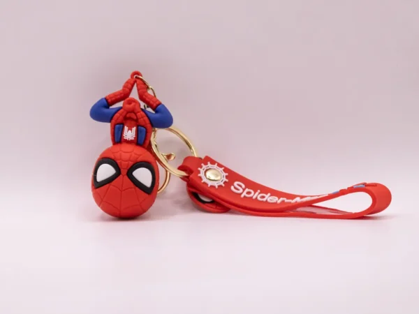 Porte-clés Spider-Man Suspendu Rouge en Plastique